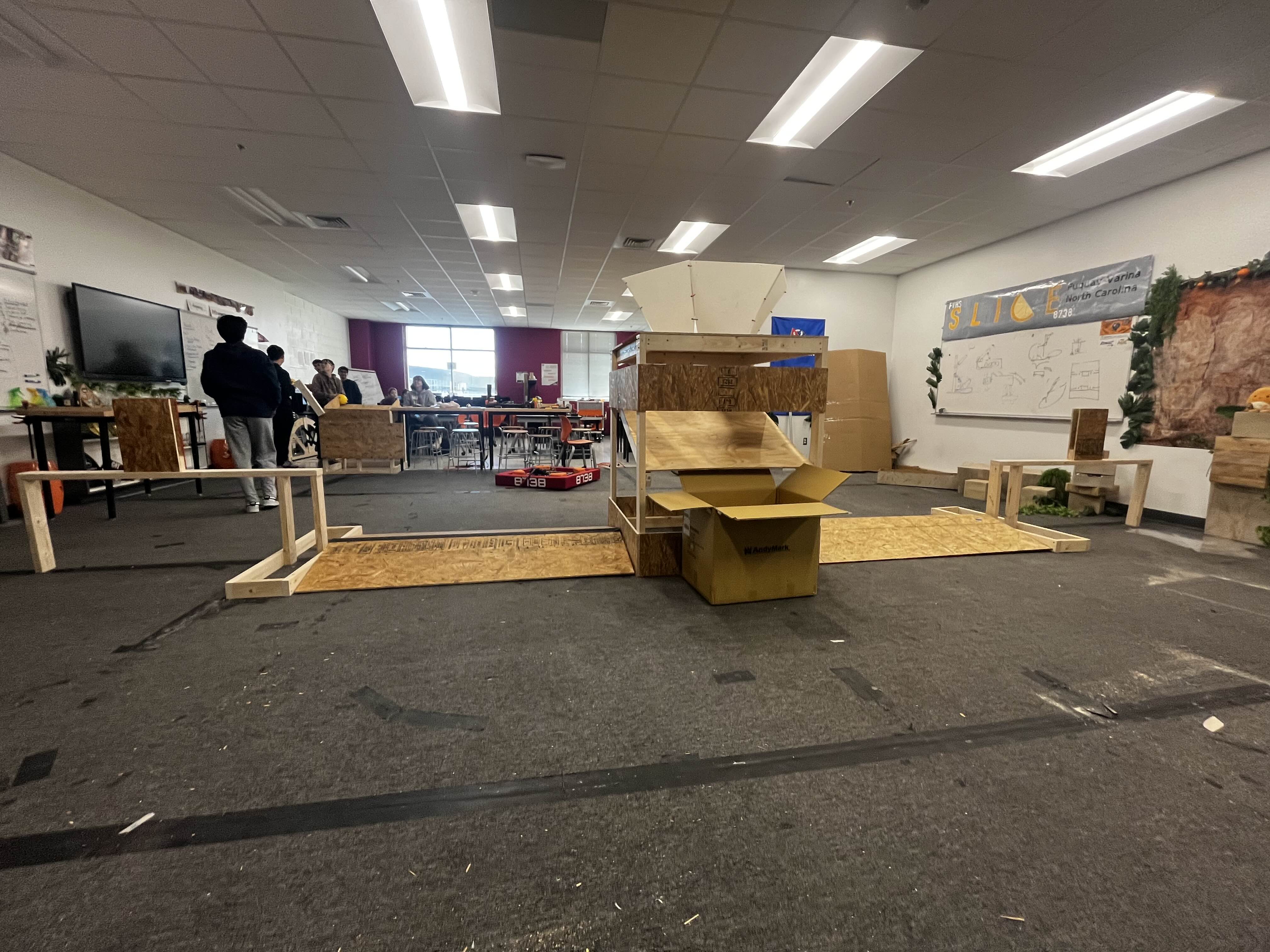 SLICE members building